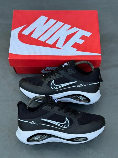 Chaussures de sport Nike noires