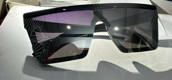 Lunettes de soleil carrées tendance