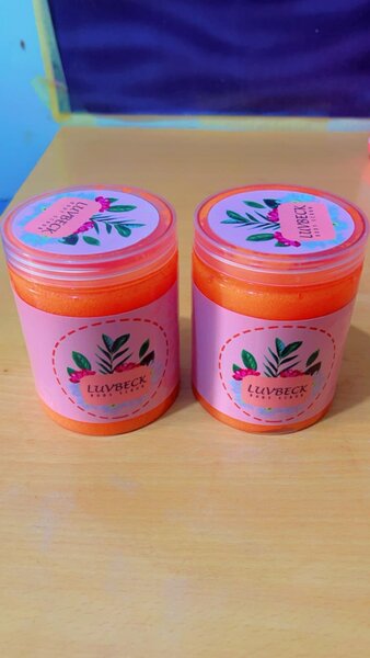 Whitening Carrot Body Scrub