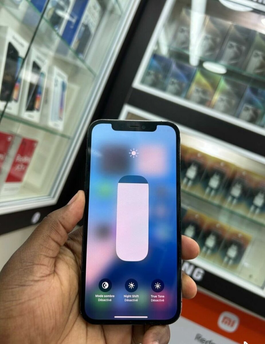 iPhone 12 Pro Bleu 72% Batterie