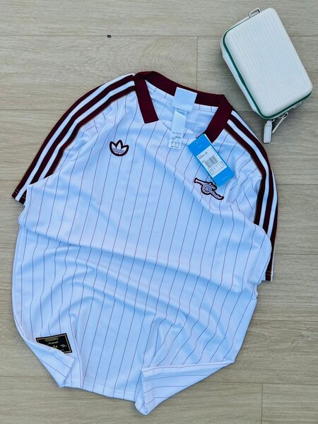 Maillot de football rétro adidas