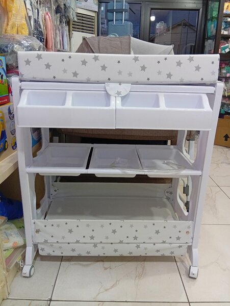 Table à langer étoilée