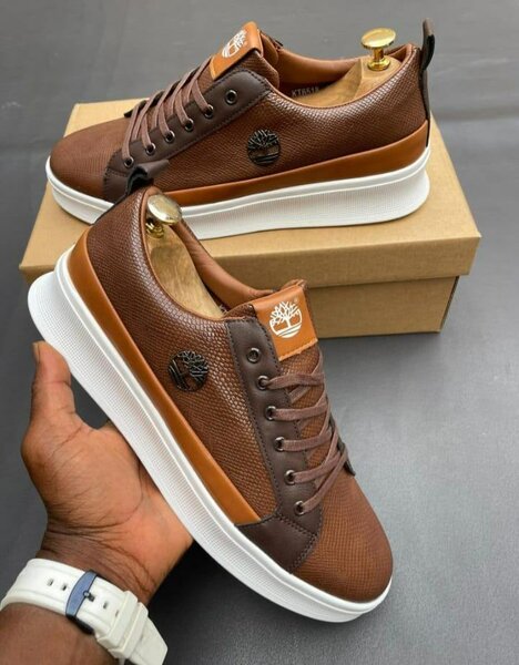 Baskets en cuir marron tendance