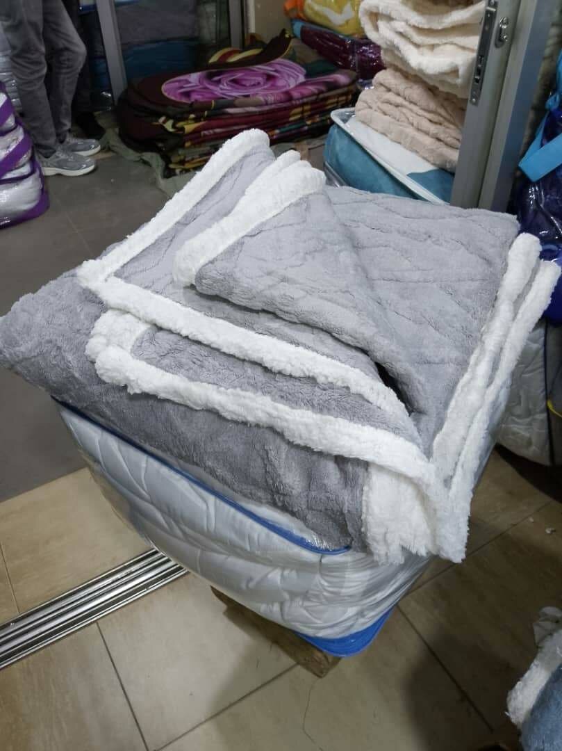 KING SIZE fLEECE BLANKETS