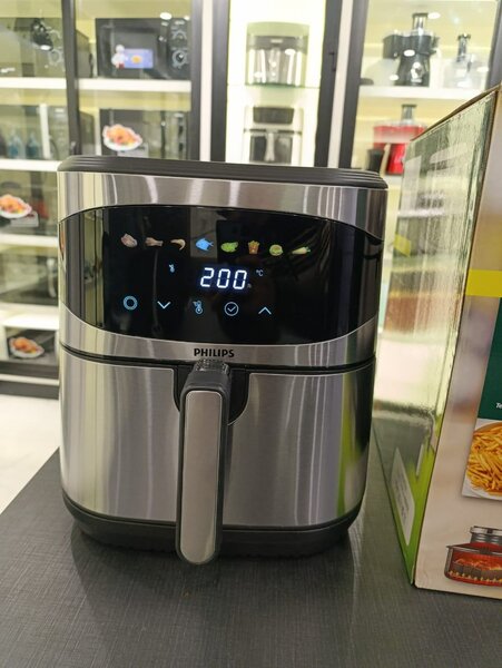 Phillips Air Fryer 12 Liter Steel Body