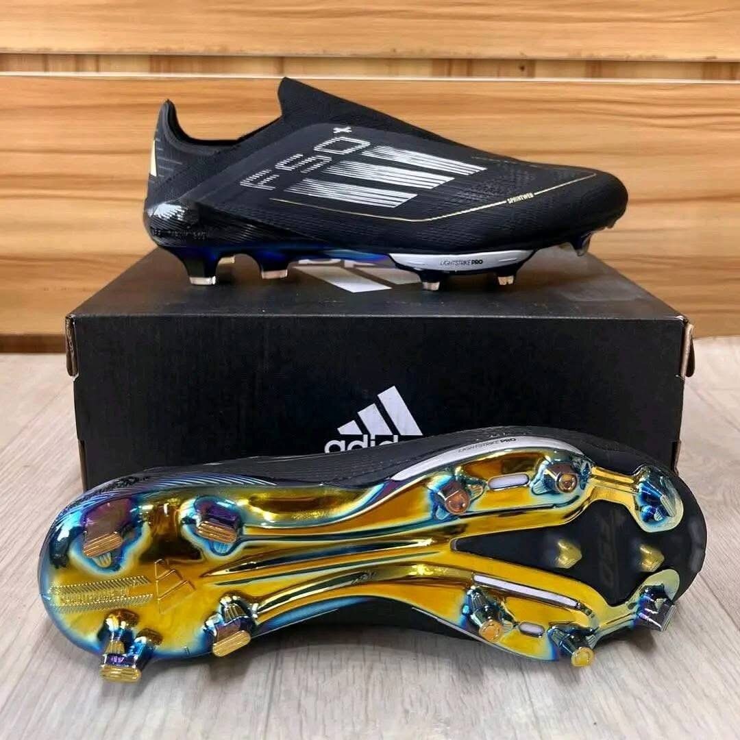Chaussures de football Adidas F50