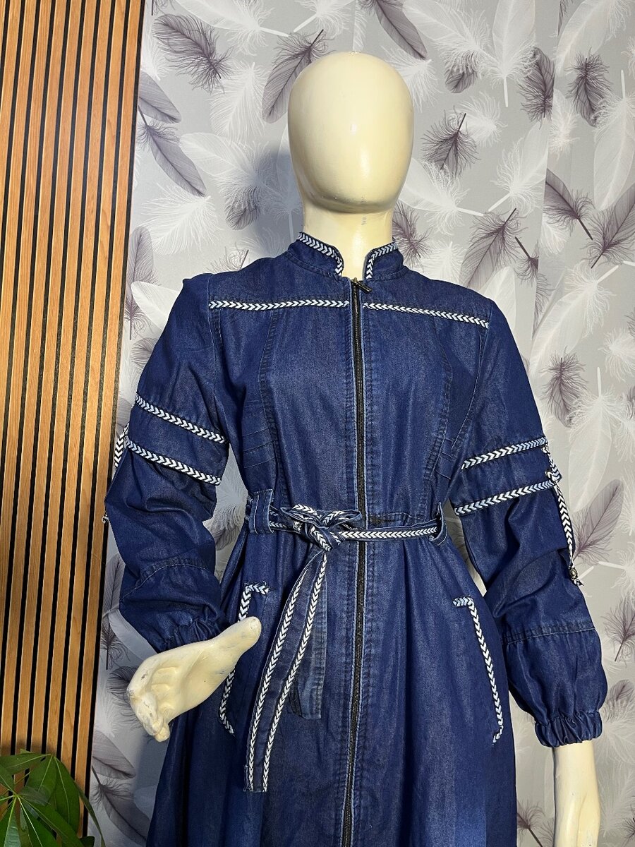 RObe Jean