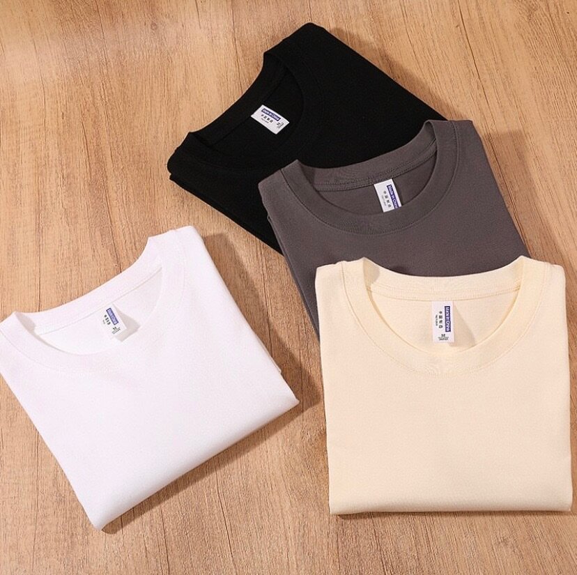 Quality plain T shirt(m and s)