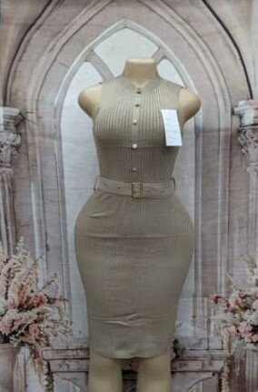 Beige bodycon dress with belt