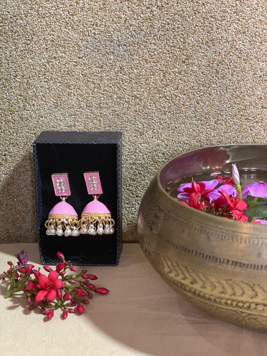 Menakari indian Jhumki
