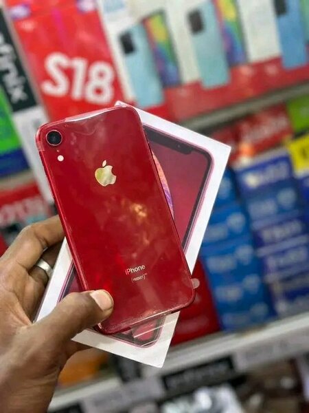 iPhone XR Rouge
