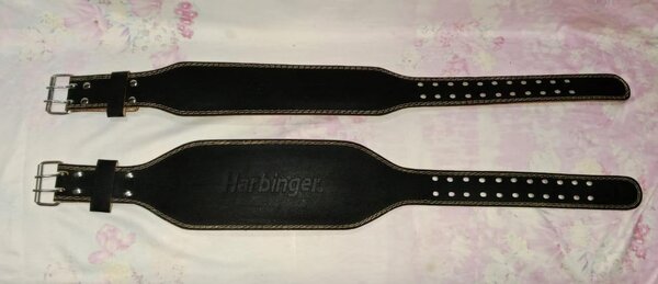 Weight lifting belt