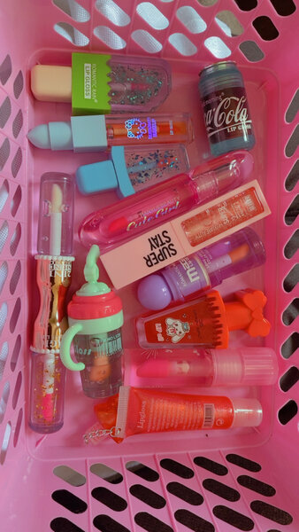 Lot de brillants à lèvres colorés