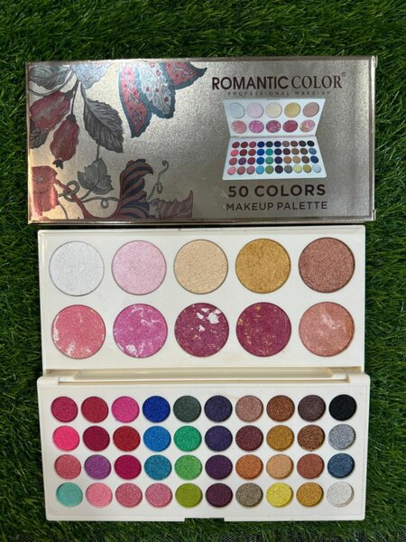 Eyeshadow palate