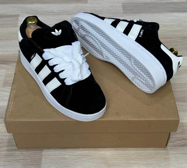 Chaussures Adidas noires pour homme