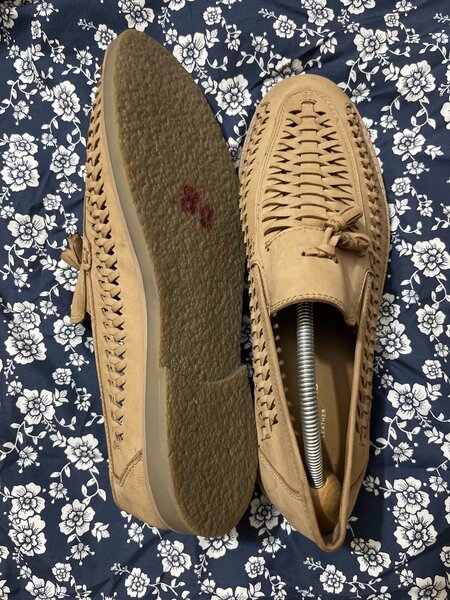 Mocassins en cuir tressé