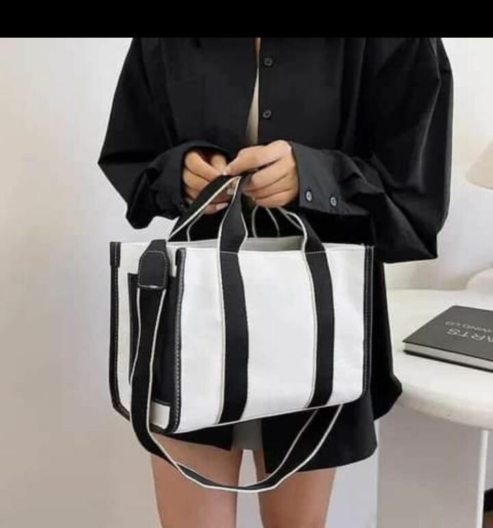 Sac cabas rayé élégant