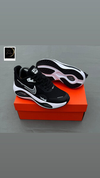 Baskets noires sport