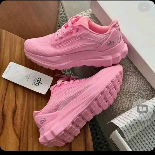 Alo Sneakers Couleurs Vives