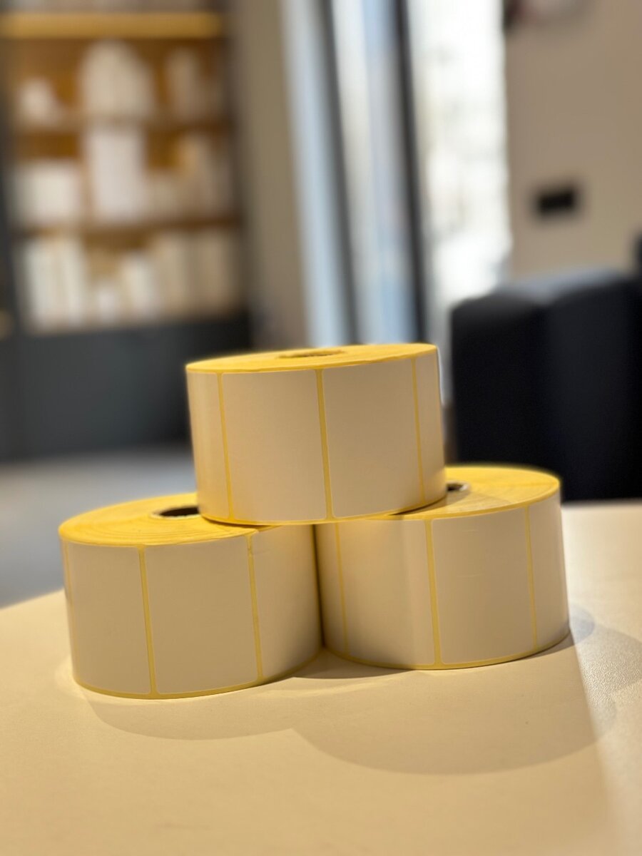 Термотрансферная этикетка самоклеющаяся 58х40(1500эт)