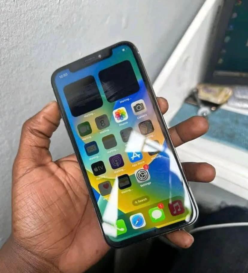 iPhone X 64Gb