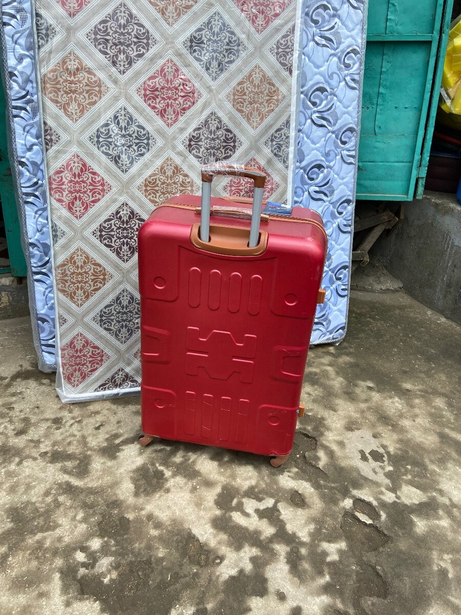 Valise Rigide Rouge de 35kg