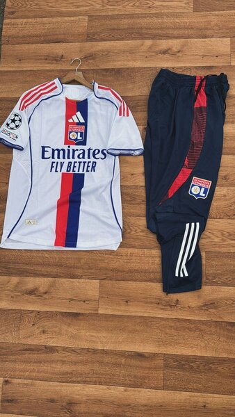 Tenues de football club