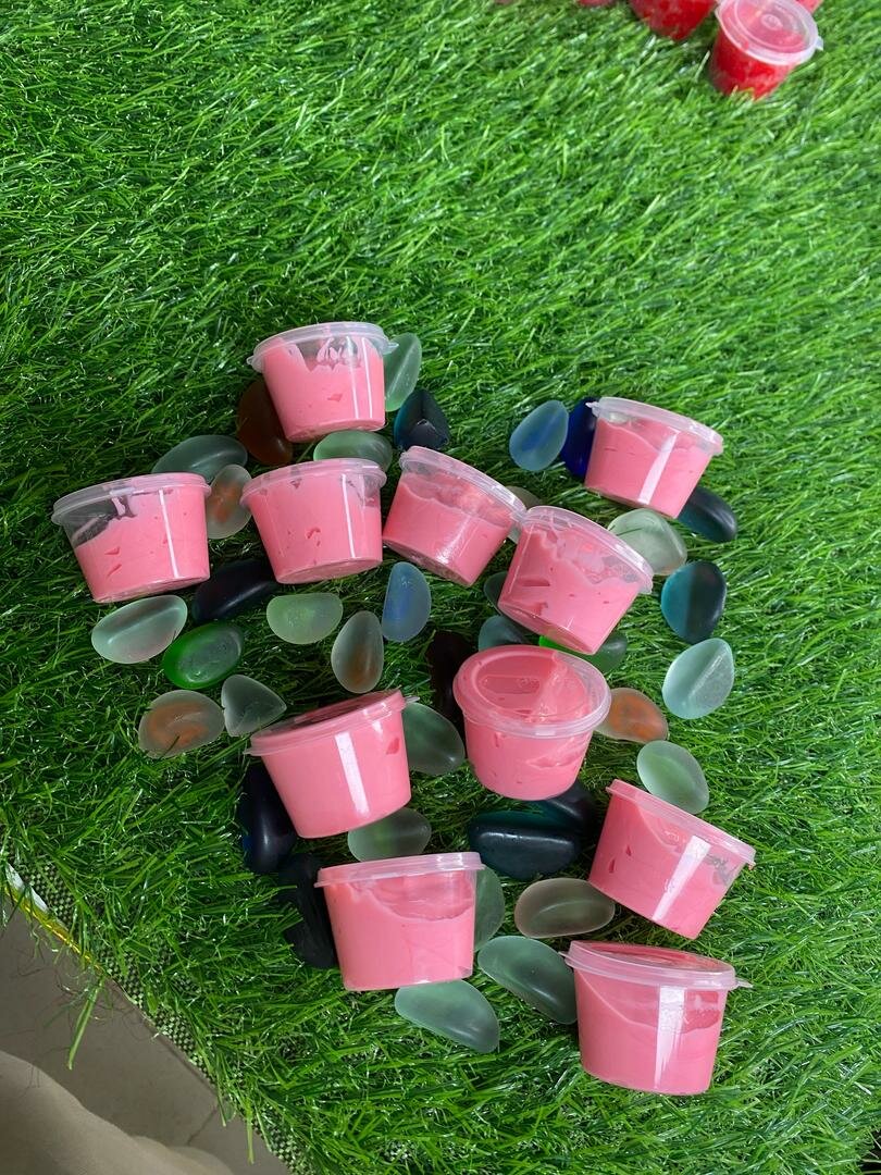 Crèmes lèvres roses