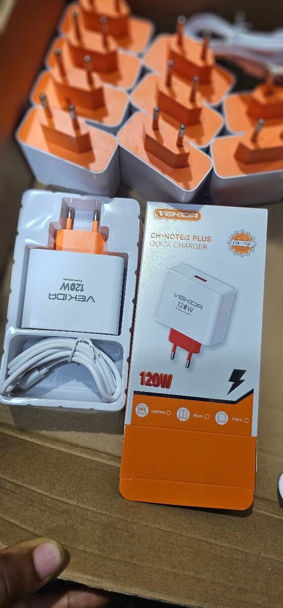 Vekida 120W Fast Charger