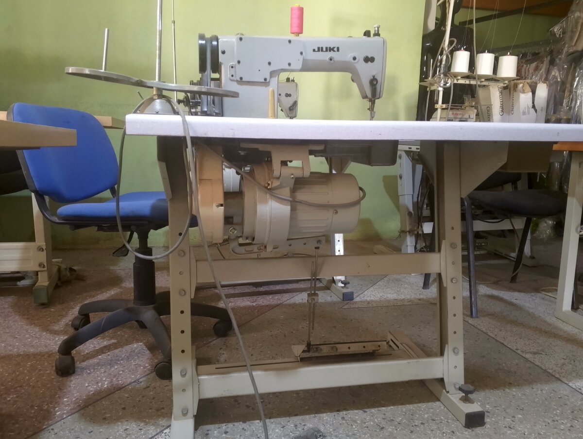 Industrial Sewing Machine