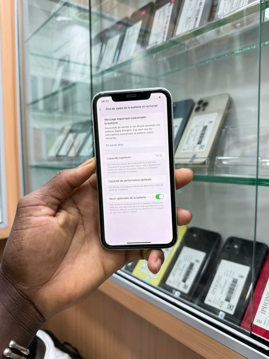 iPhone XR 128 Go Blanc Débloqué