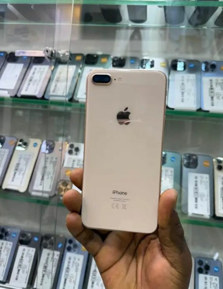 iPhone avec accessoires