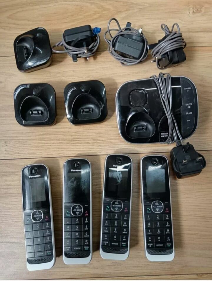 Téléphone sans fil quadruple DECT