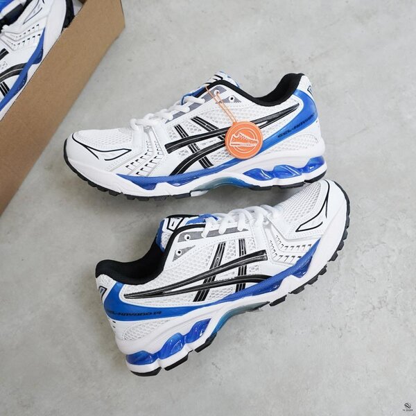 ASICS SNEAKER