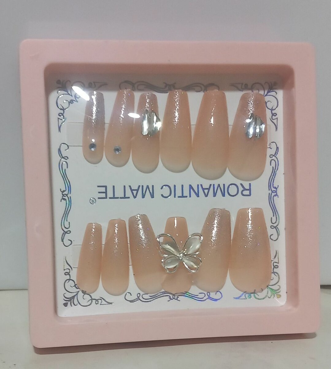 Ongles Press-On Papillon