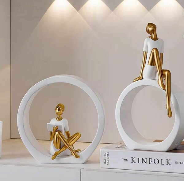 Sculptures modernes en résine