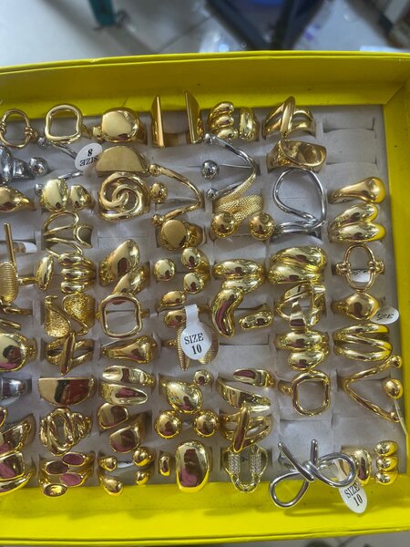 Feminine stainless steel rings