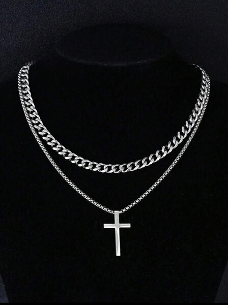 Collier élégant croix acier inoxydable