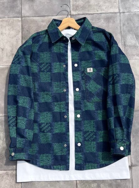 Chemises à motifs tendance homme