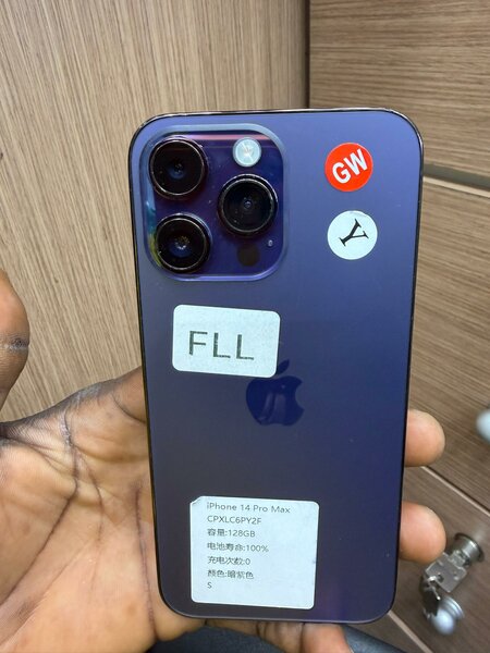 14 pro max 128Go Casi neuf col