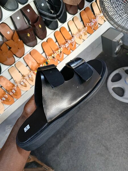 Sandales confortables noires