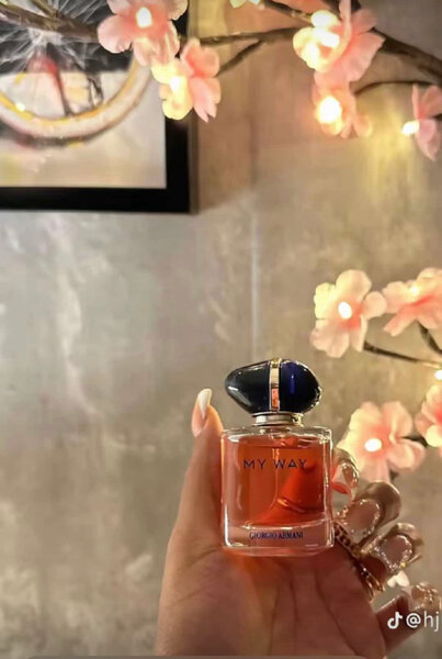 Parfums de lux 5 a 6500f