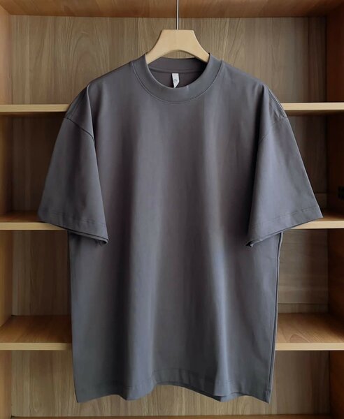 PLAIN T-SHIRT