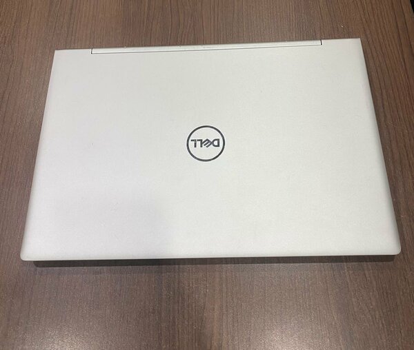Dell inspiron 17 Core i7