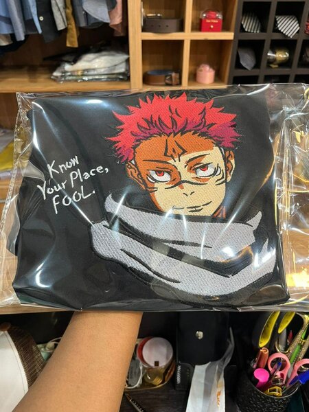 T-shirt brodé animée