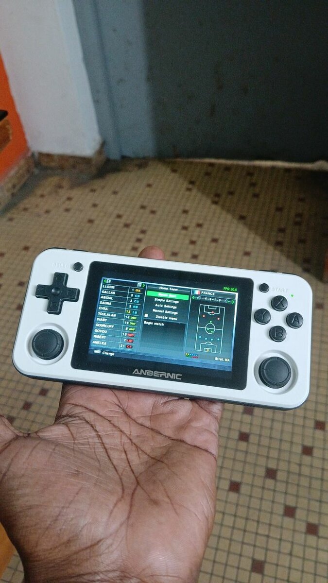 Console rétroportable anbernic