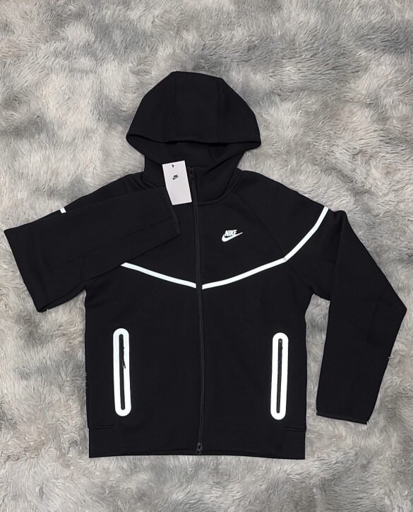 Nike reflective tech fleece
