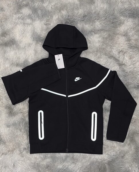 Nike reflective tech fleece