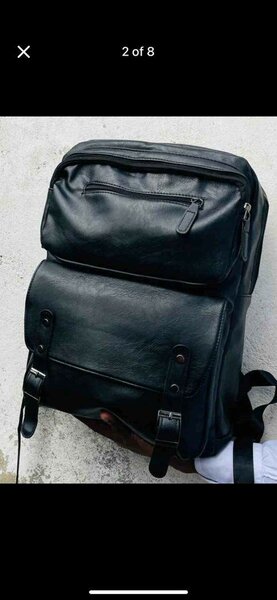 Sac à dos en cuir élégant