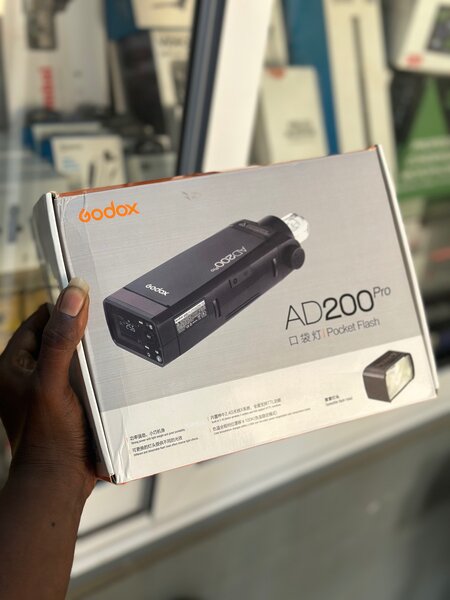 Godox AD200 pro